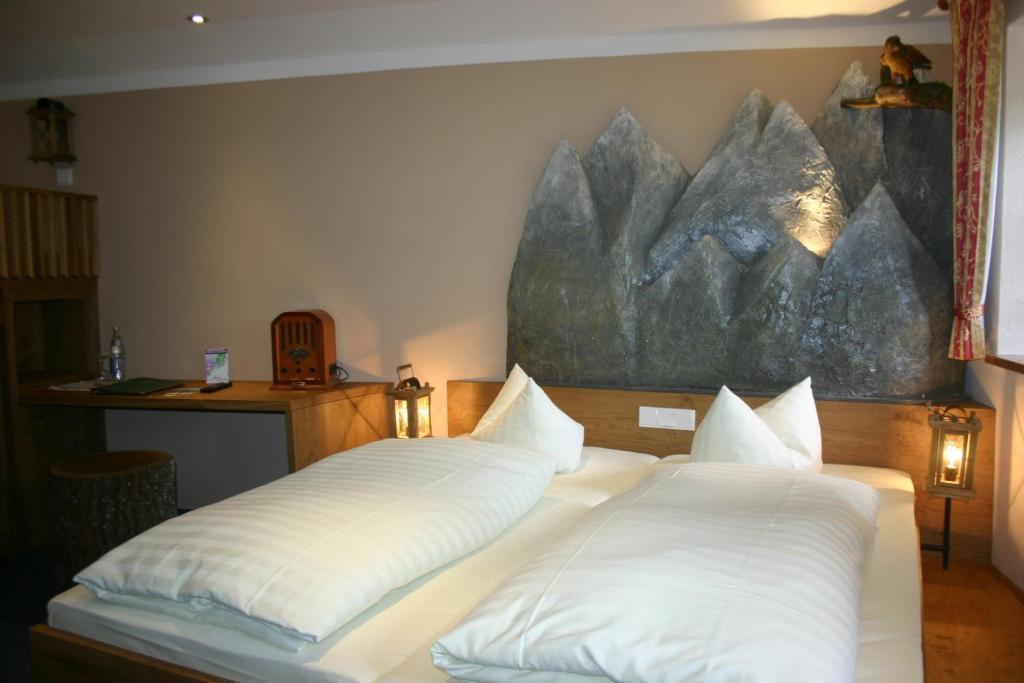 Gasthof Falkenstein - Metzgerei Schwaiger - Flintsbach Room photo